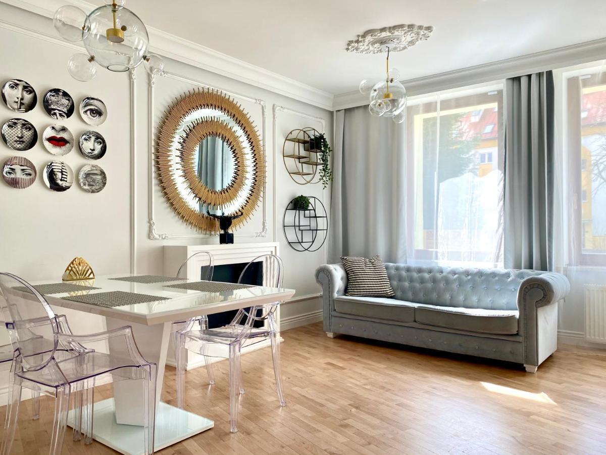 Gold By Praia Apartments - 600 M Do Plazy - Parking Sopot Esterno foto